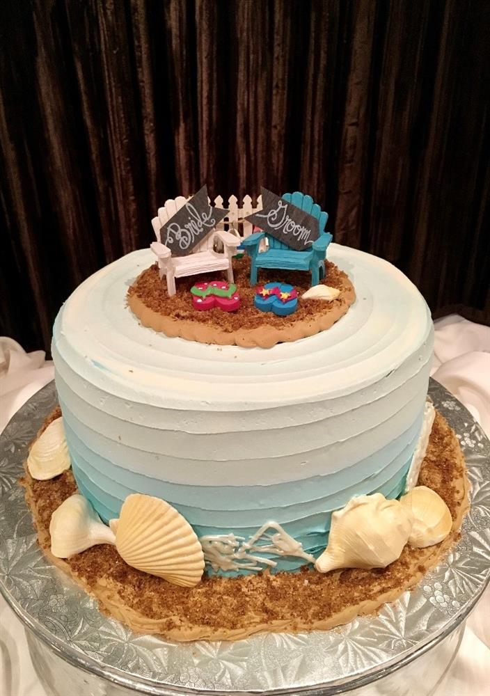 beach theme bridal cake