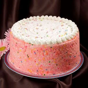 Heavenly Strawberry Cake