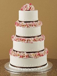 Picture of Hidden Columns Wedding Cake