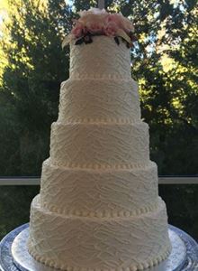 Picture of Horizontal Twig Texture Wedding Cake