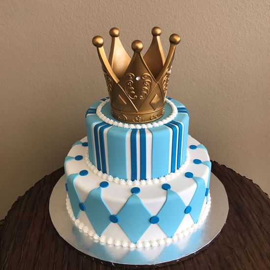 Elegant Cakery. Prince Crown Cake